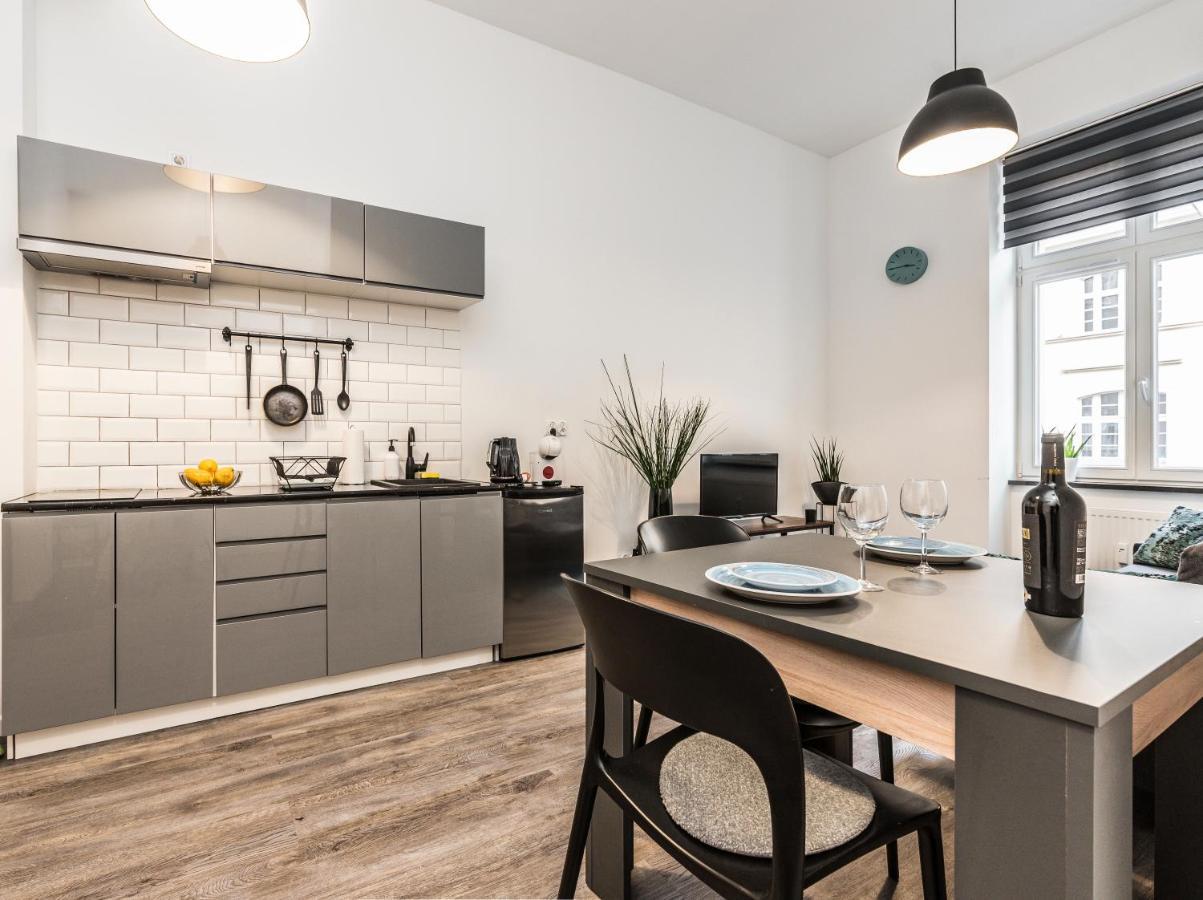 Apartament W Sercu Miasta Poznan Garbary 31 Esterno foto