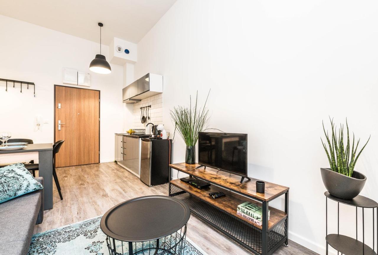 Apartament W Sercu Miasta Poznan Garbary 31 Esterno foto