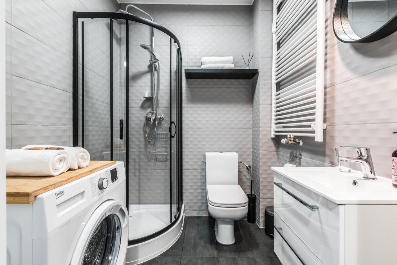 Apartament W Sercu Miasta Poznan Garbary 31 Esterno foto